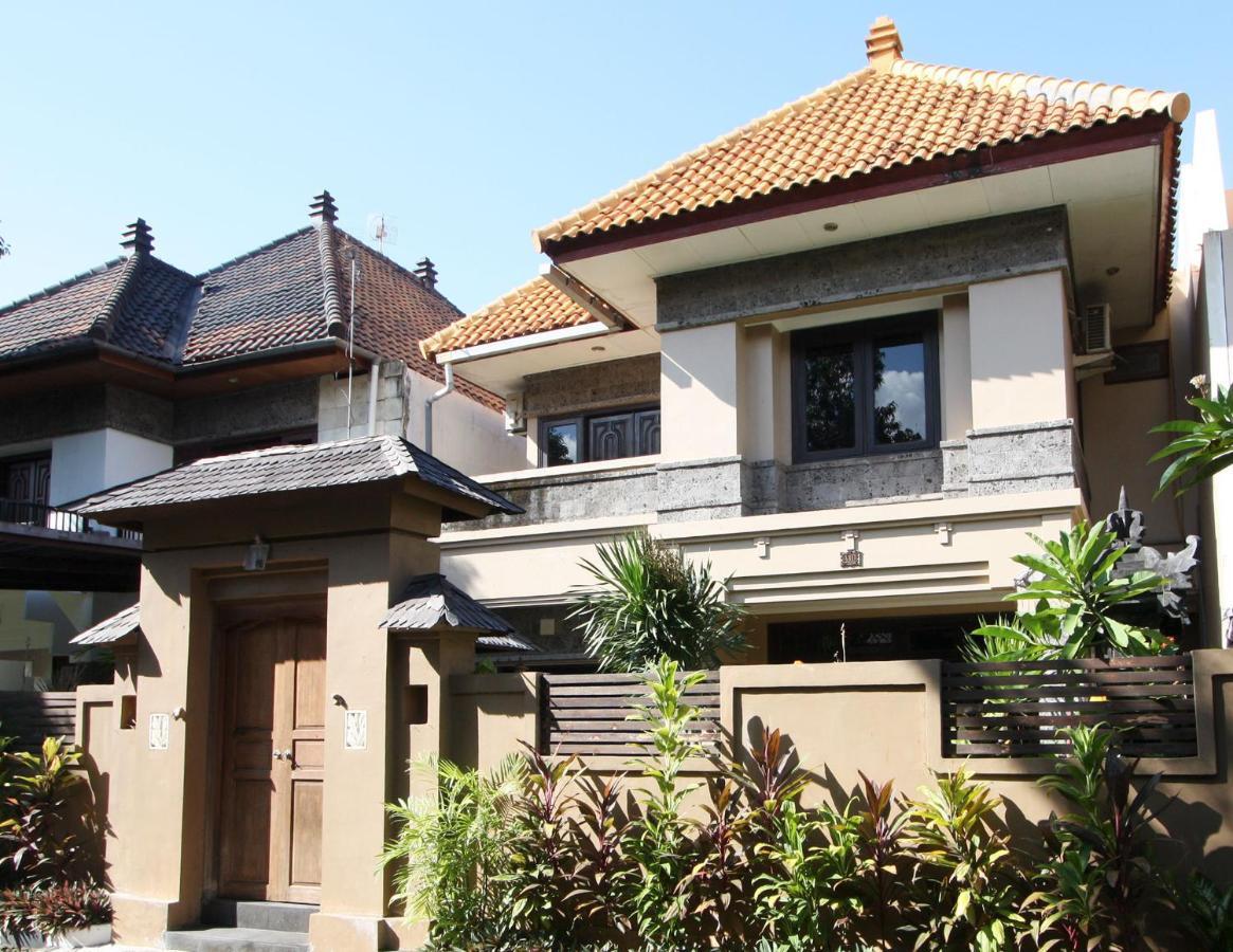 Villa Indah Kuta Royal - Private Pool - Optic Fiber High Speed Internet エクステリア 写真