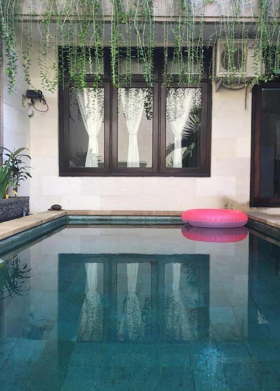Villa Indah Kuta Royal - Private Pool - Optic Fiber High Speed Internet エクステリア 写真